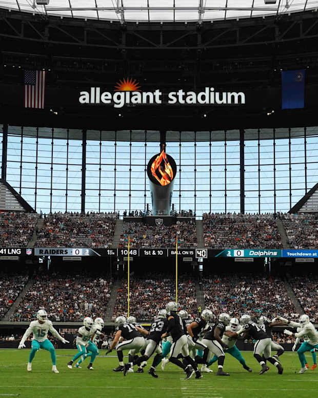 Allegiant vs Miami 21